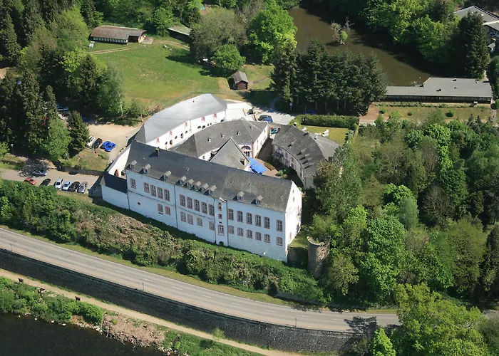 Hotel Burg Bollendorf