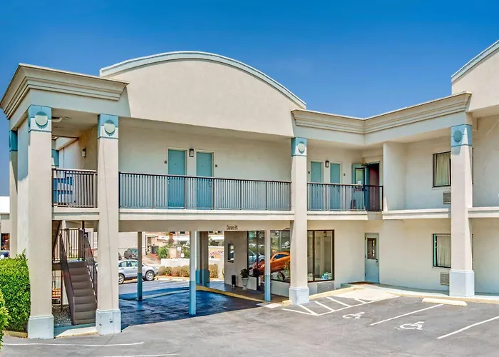 The Longleaf Hotel