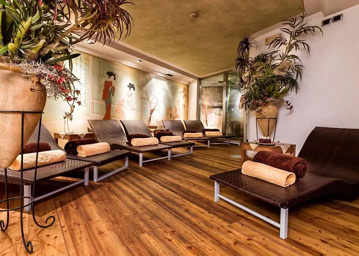 Leading Relax Hotel Maria Moena