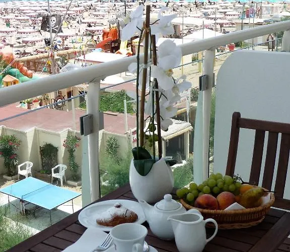 Hotel Thea