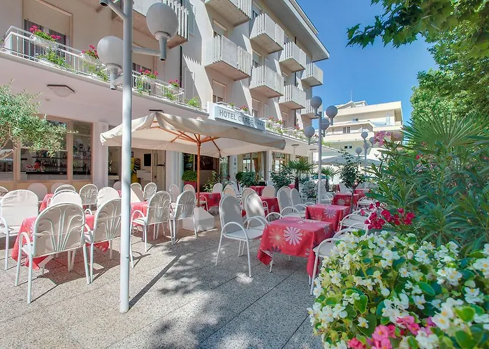 Garden - Parking Included