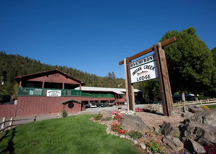 Indian Creek Lodge