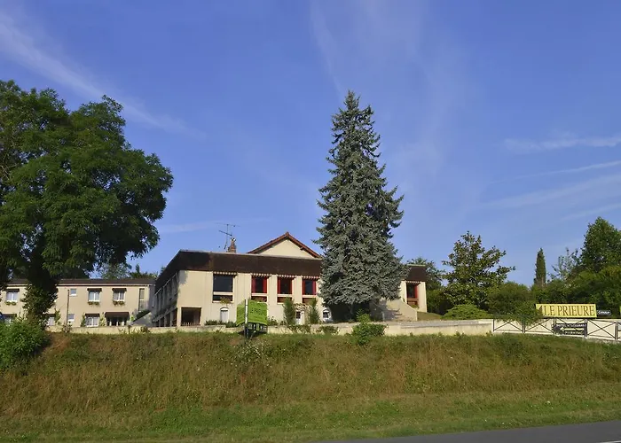 Logis Hotel Le Prieure