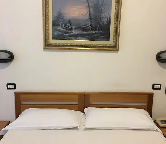 Hotel Dora