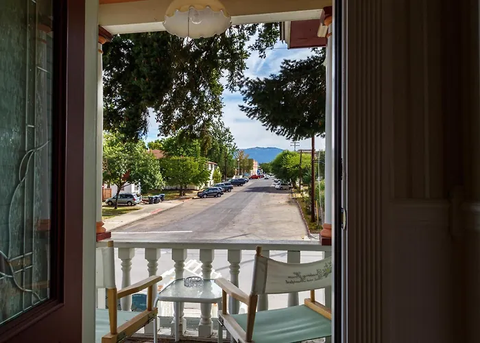 Roseberry House Bed And Breakfast