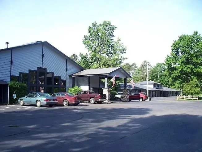 Rustic Manor Motor Lodge