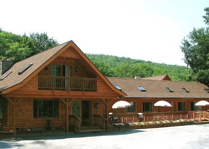 Xenia Lodge