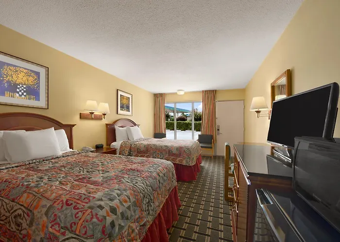 Rose Garden Inn & Suites Thomasville