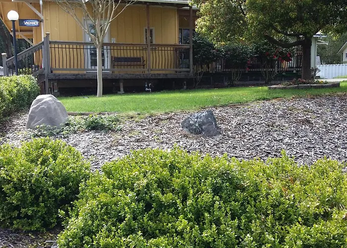 Redwood Inn Willits