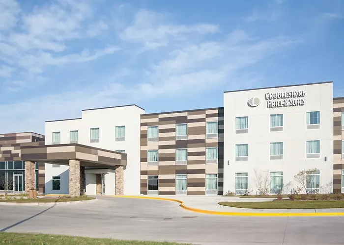 Cobblestone Hotel And Suites - Jefferson