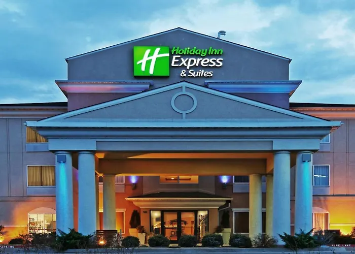 Holiday Inn Express & Suites By Ihg