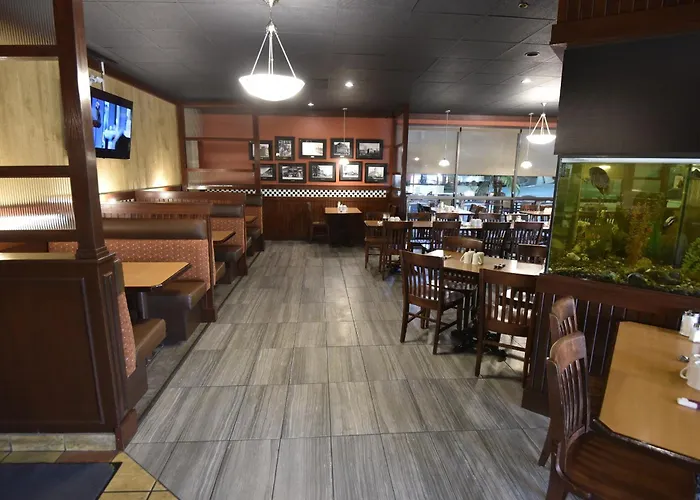 Tropical Inn - North Battleford