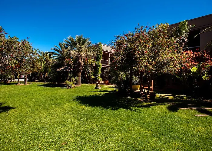 Chillout Hotel Tres Mares