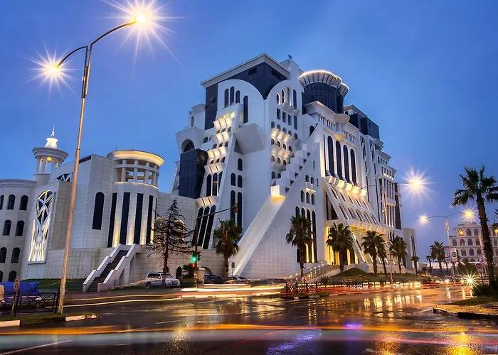 The Grand Gloria Hotel