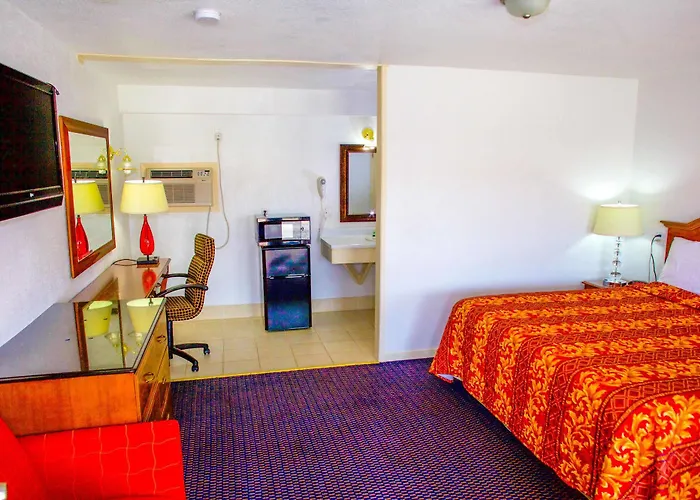 Knights Inn Harrisonville