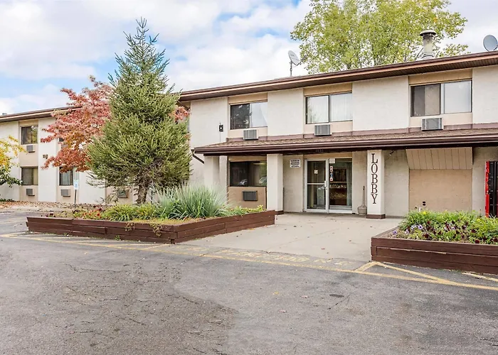 Rodeway Inn & Suites Grand Rapids Southeast