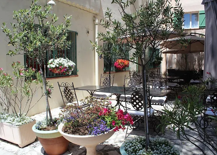 Hotel Le Clos Des Pins Six-Fours-les-Plages