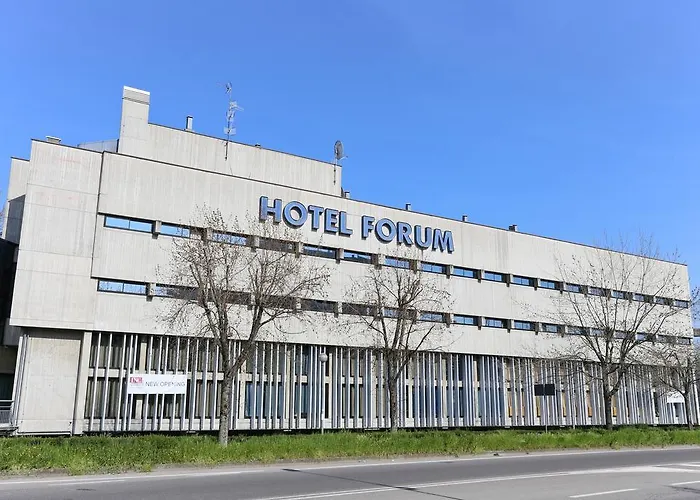 Hotel Forum