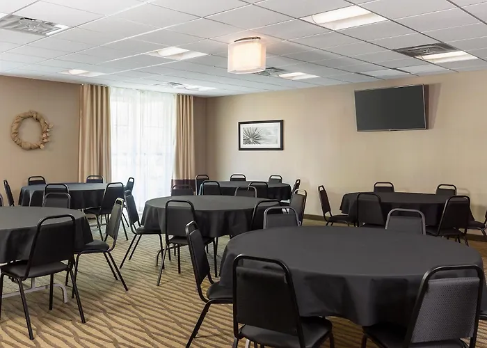 Comfort Suites Hartville-North Canton