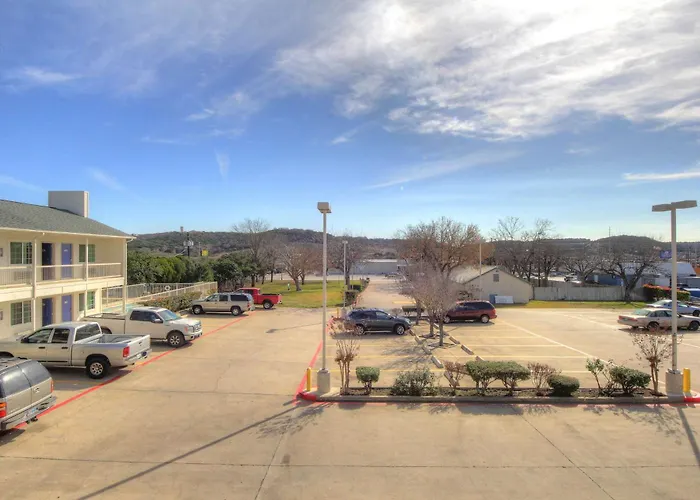 Motel 6-Kerrville, Tx
