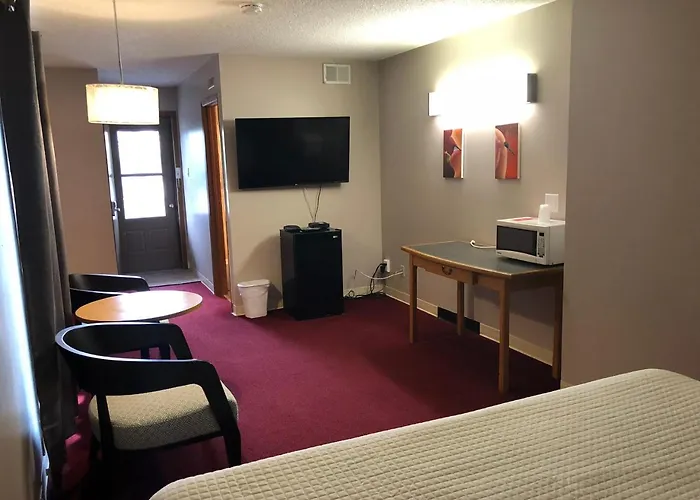 Voyageur Motel