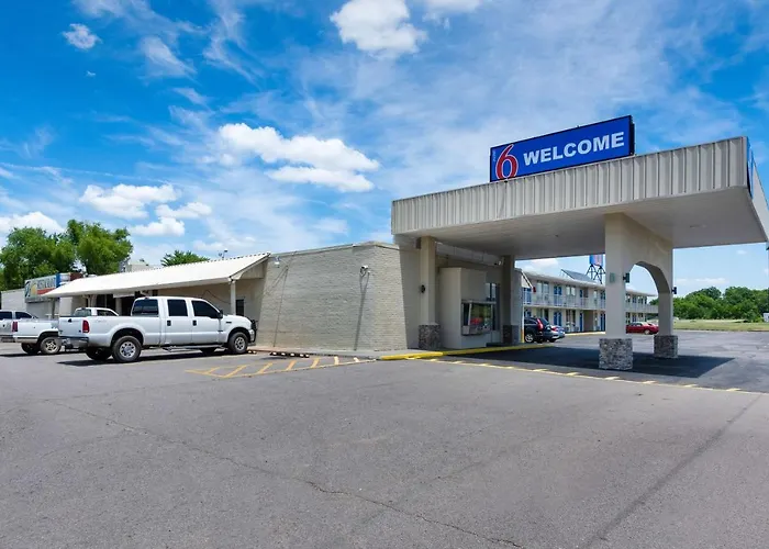 Motel 6-Van Buren, Ar I- 40