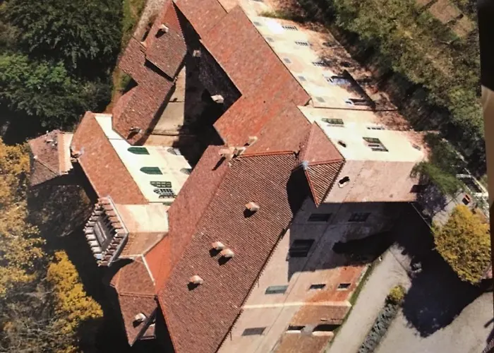 Castello Sannazzaro B&B Giarole