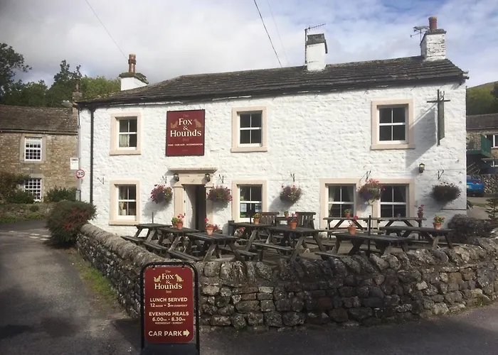 Fox And Hounds Starbotton