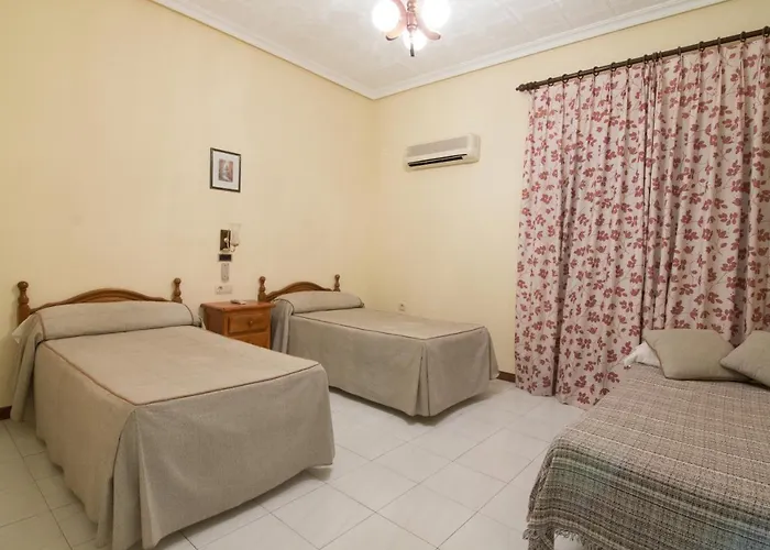 Hostal Santa Ana