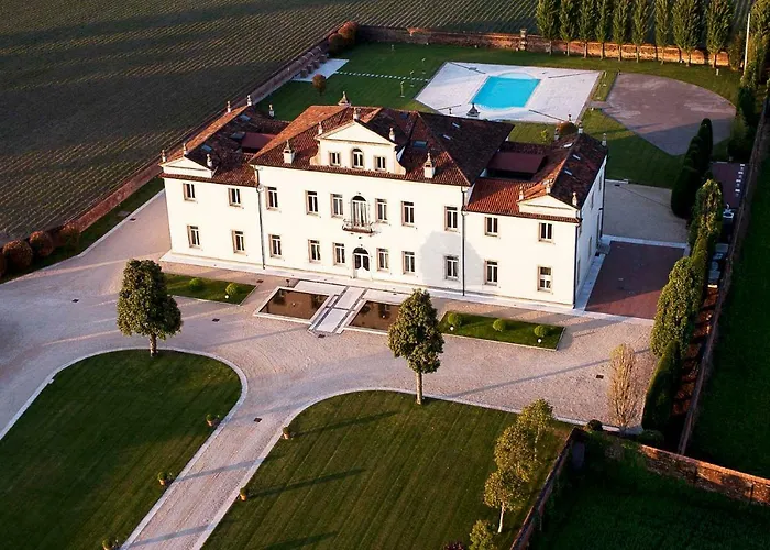 Villa Cornaro Tourist Suites
