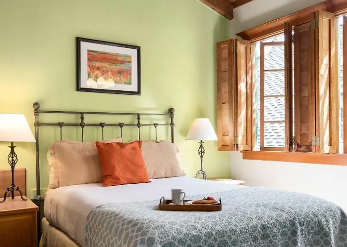 The La Conner Inn