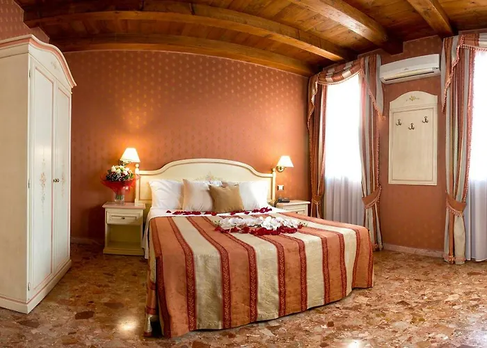 Hotel Conterie