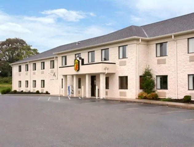 Super 8 By Wyndham Bedford