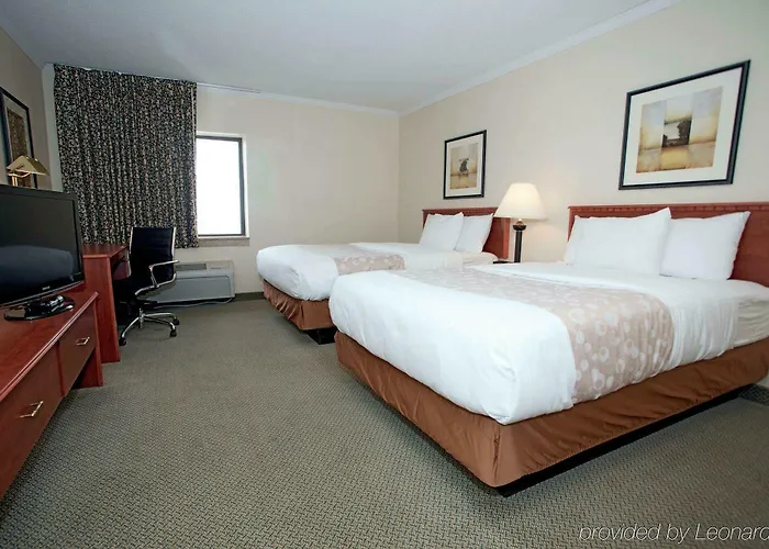 La Quinta Inn By Wyndham Milwaukee West Brookfield
