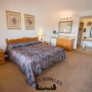 Bullwinkles Rustic Lodge Poplar Bluff
