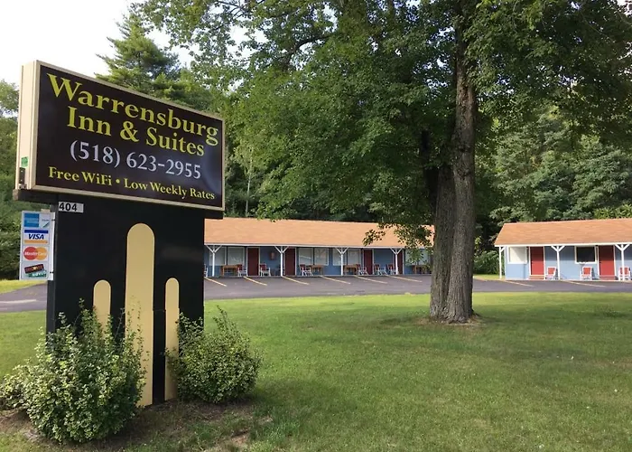 Warrensburg Inn & Suites - 6 Mi To Lake George