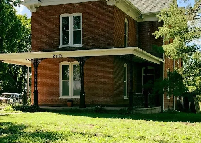 Smithville Historical Museum And Inn