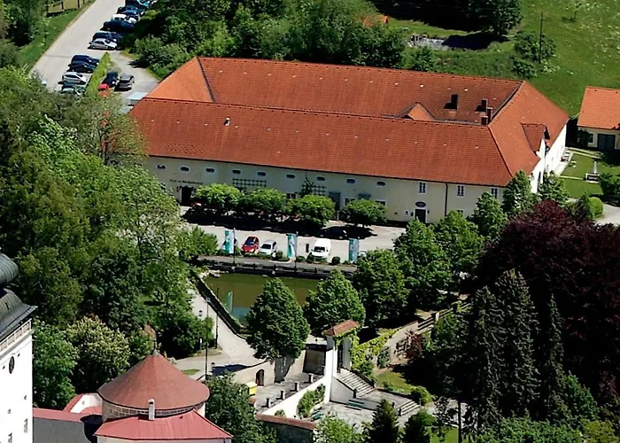 Schlossbrauerei Weinberg - Erste oö. Gasthausbrauerei Kefermarkt