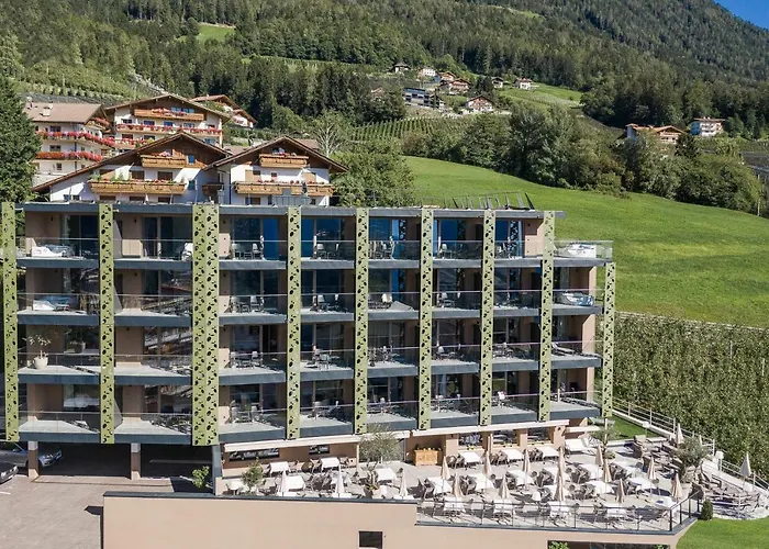 Oliven-&Genusshotel Hirzer Schenna