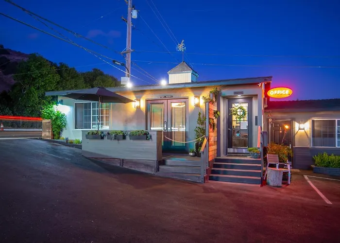 Shell Beach Inn