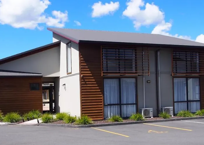 Totara Lodge