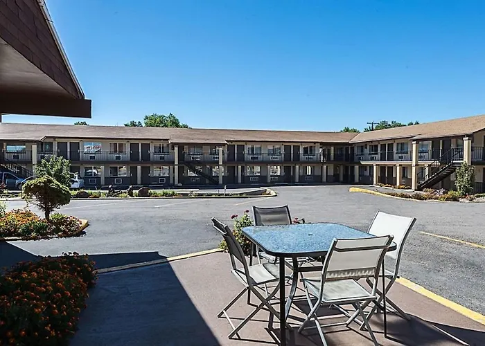 Lotus By Hotel Inn Beaver