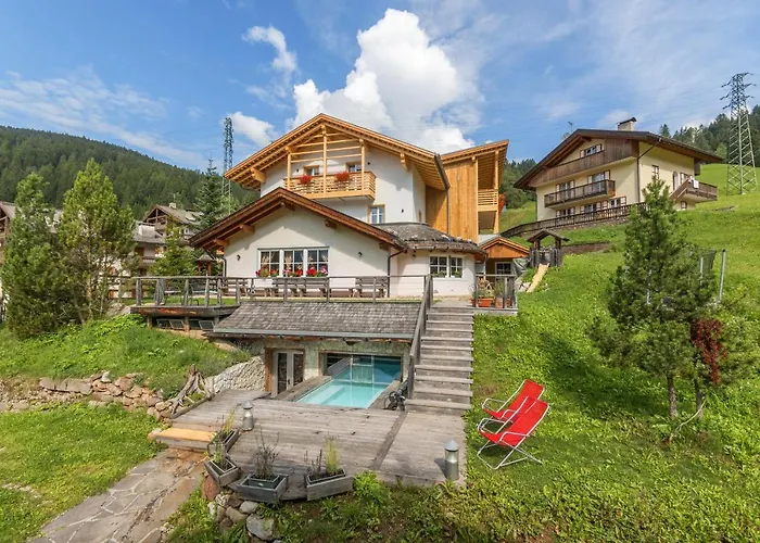 Arnica Mountain Hotel
