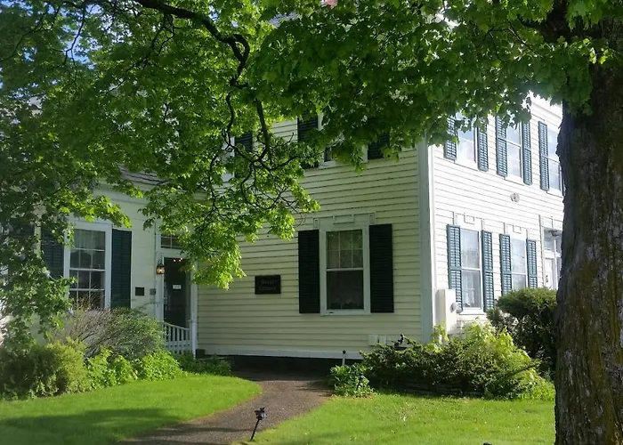 Strong House Inn