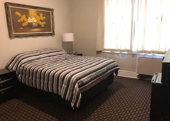 Royal Hotel