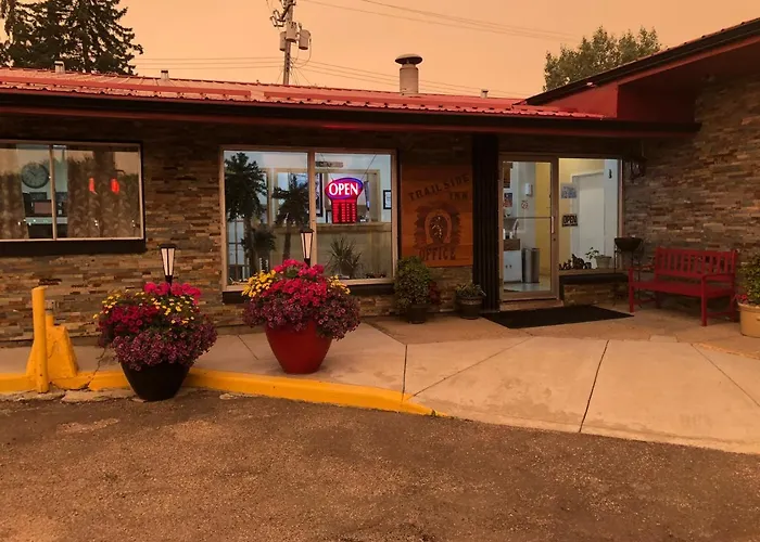 Trailside Inn