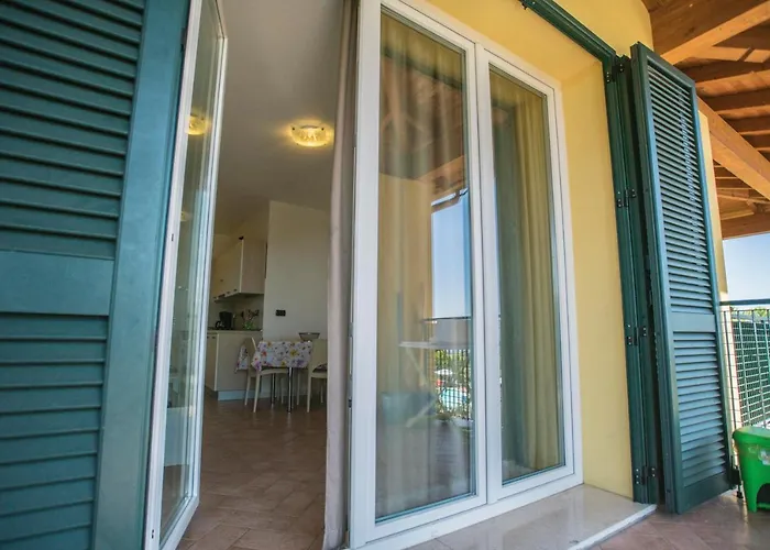 Residence Karina Moniga del Garda